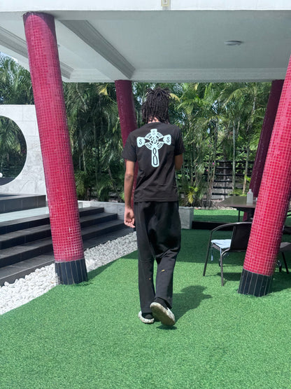 STBS CROSS TEE